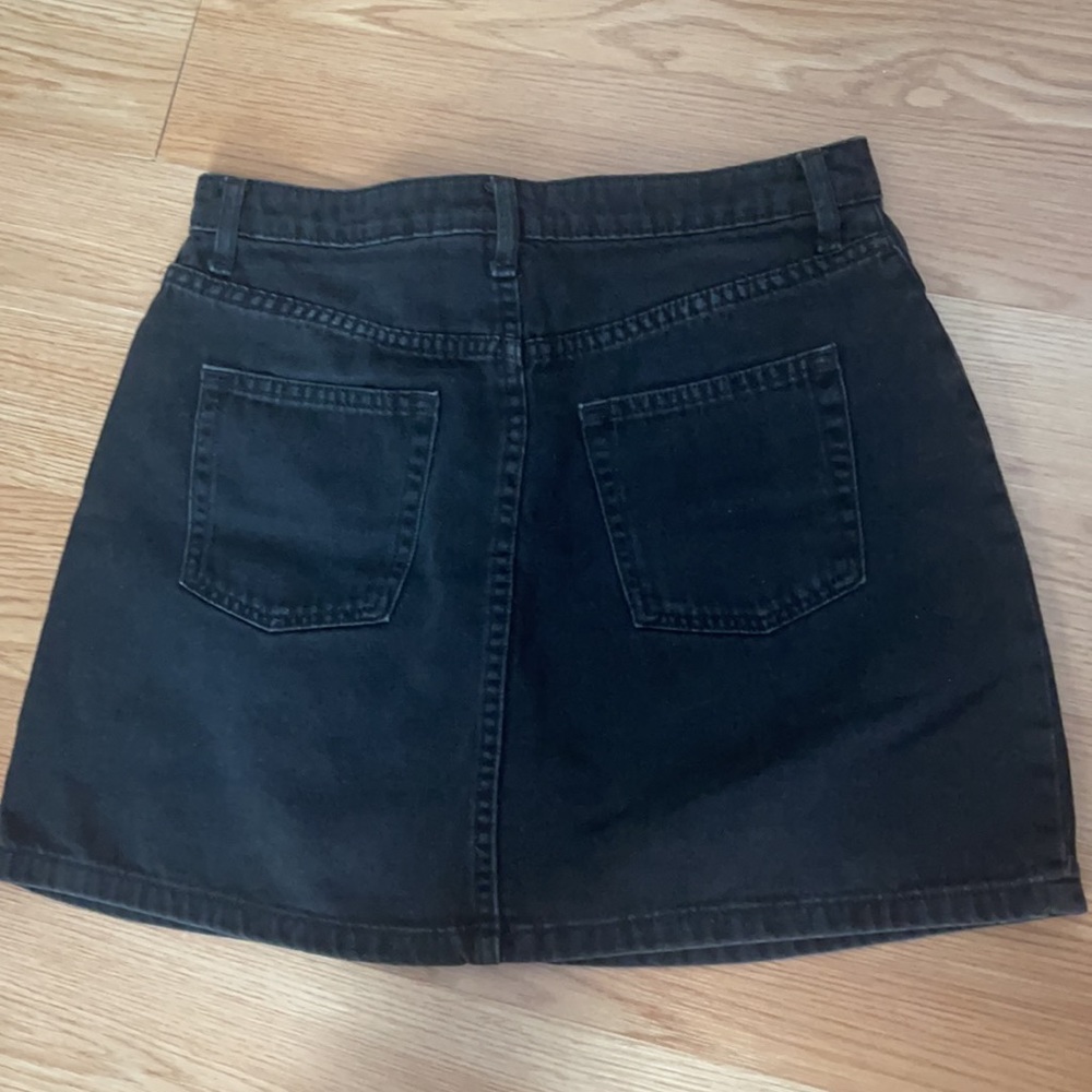 [H&M] black denim skirt - Picture 2 of 2